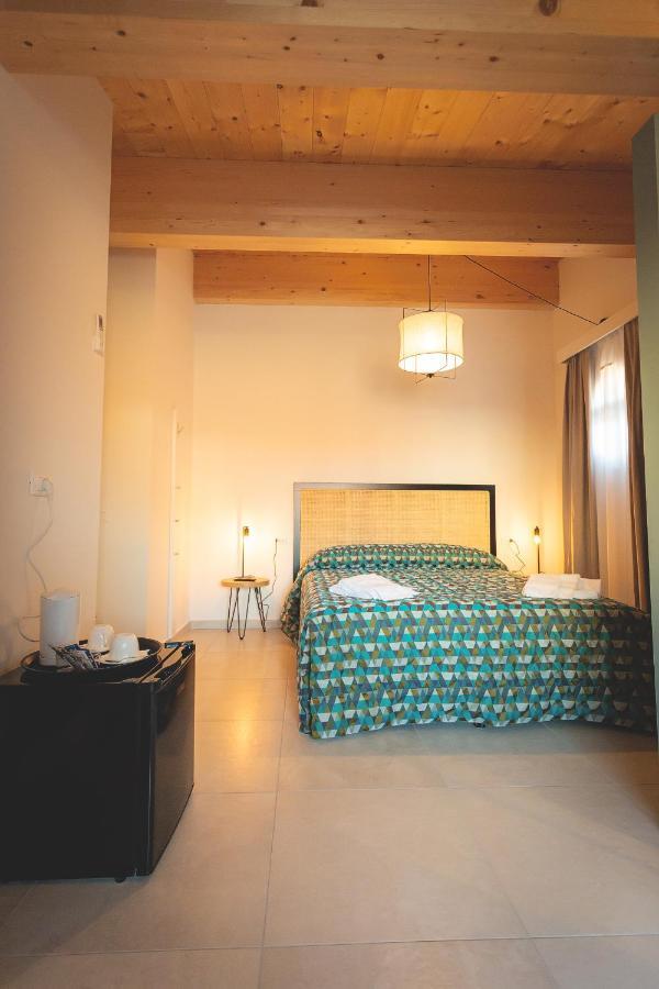 Via Siena 4 - Suites & Rooms Marina di Cecina Exterior photo