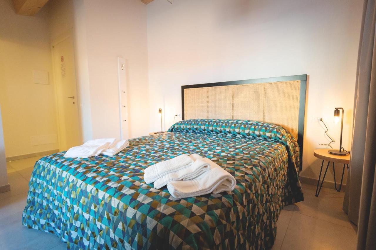 Via Siena 4 - Suites & Rooms Marina di Cecina Exterior photo