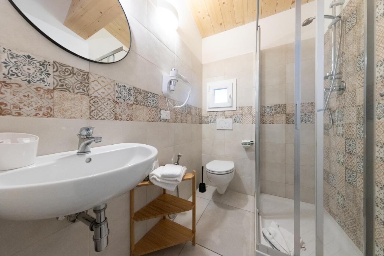 Via Siena 4 - Suites & Rooms Marina di Cecina Exterior photo