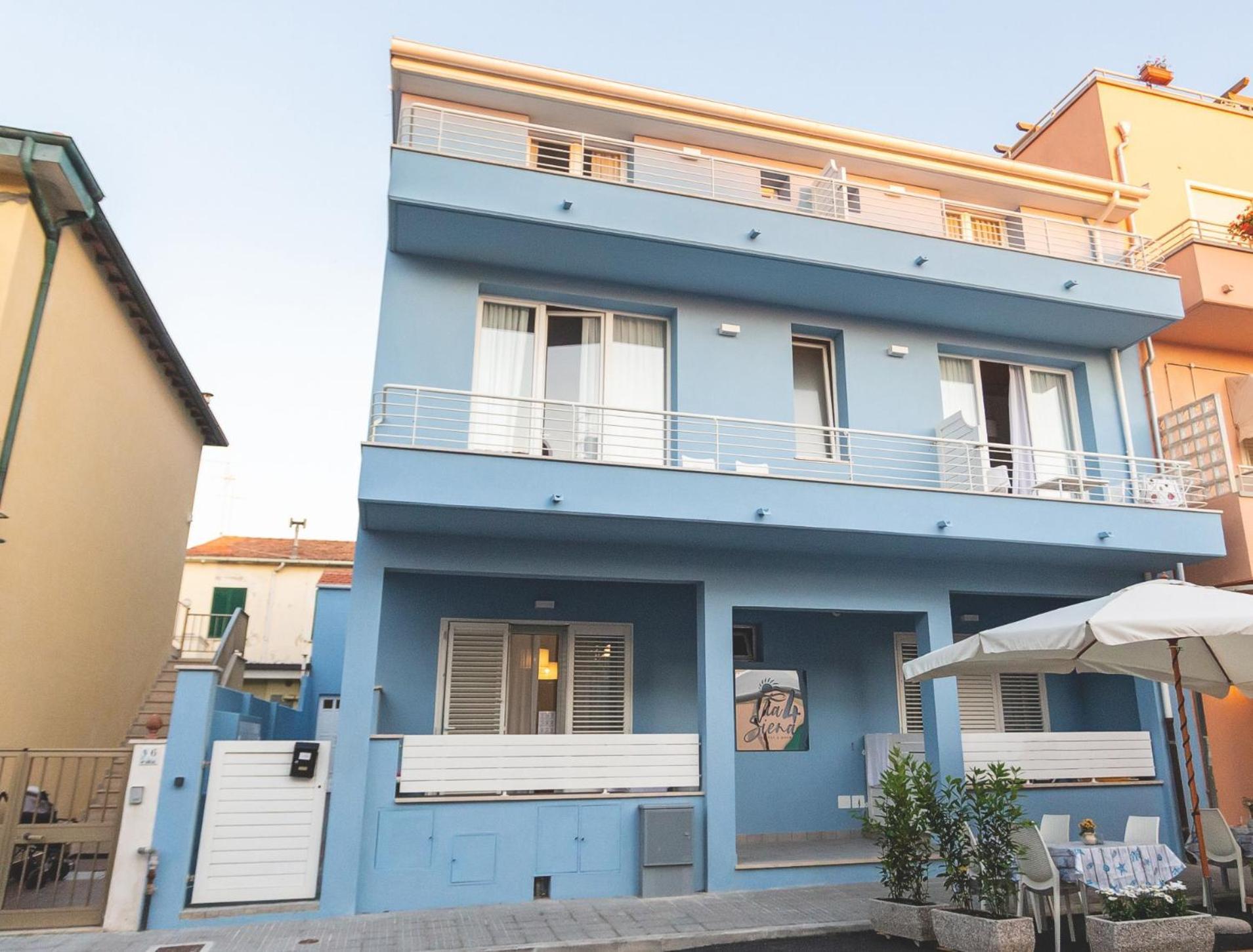Via Siena 4 - Suites & Rooms Marina di Cecina Exterior photo